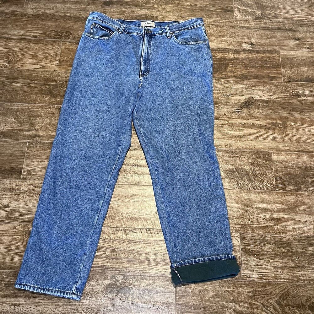L.L.Bean Men's 38x31.5 Fleece Lined Relaxed Fit Medium Wash Denim Blue Jeans